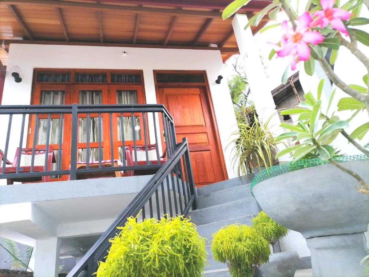 Villa Wismar Hikkaduwa Exteriér fotografie